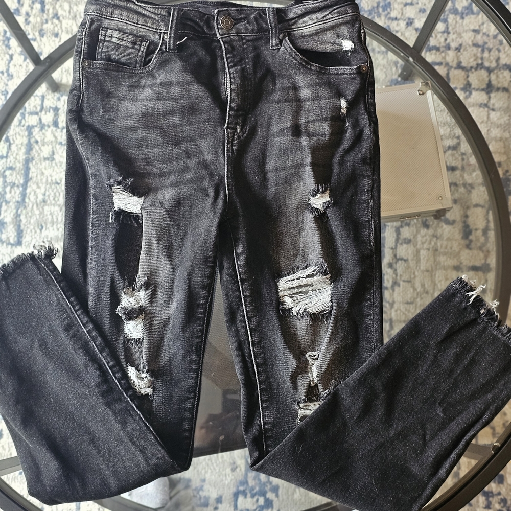 Edgy Black Distressed Skinny Jeans for Women